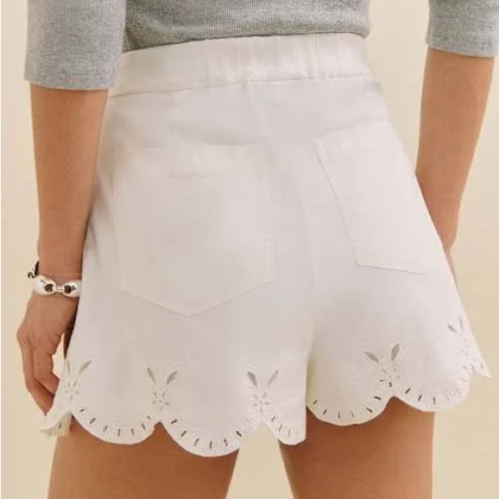 Reformation Valentine Short - Picture 2 of 6